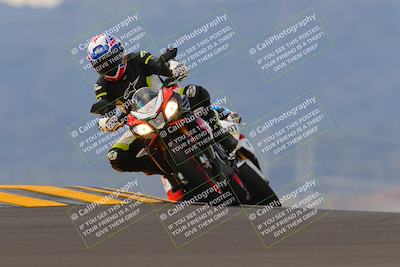 media/Sep-11-2022-SoCal Trackdays (Sun) [[81b7e951af]]/Turn 9 (930am)/